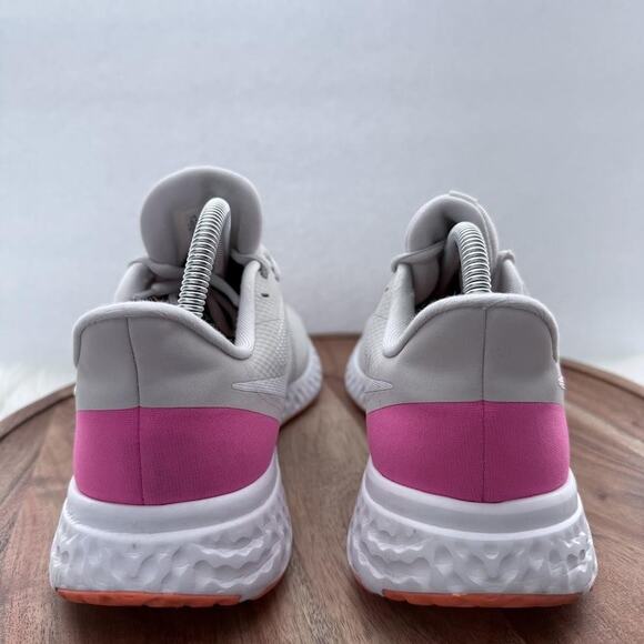 Nike Revolution 5 Shoes Women's Size 9.5 Running Lightweight BQ3207-007 Sneakers - Picture 4 of 12